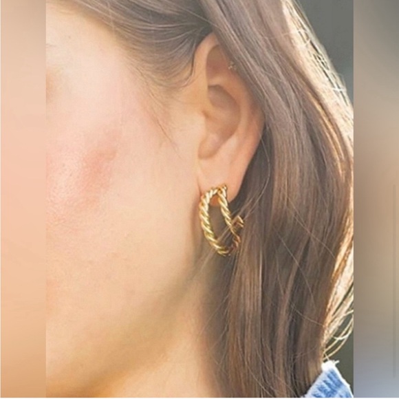 Rendor Gold Earrings by Rachel Zoe
Gold Plated
Pierced Earrings - Picture 6 of 7